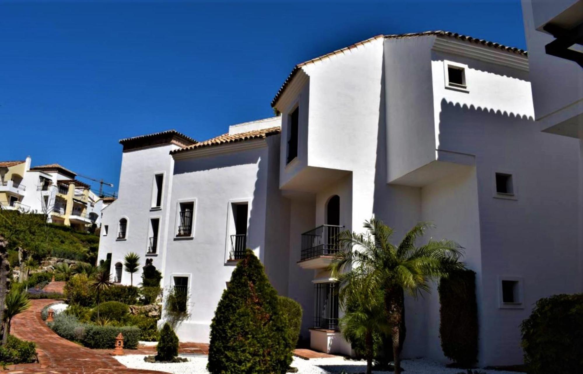 Superior 3Br Golfla Apartment Minutes From Puerto Banus & Marbella Málaga Dış mekan fotoğraf